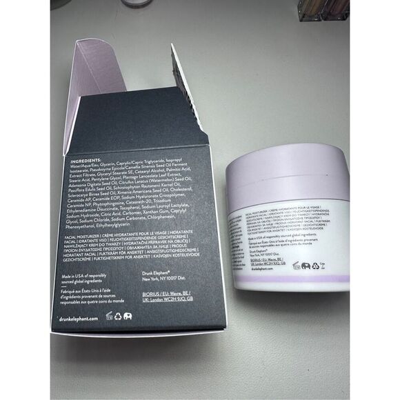 Drunk Elephant Lala Retro™ Nourishing Whipped Refillable Moisturizer 50ml - Picture 2 of 8